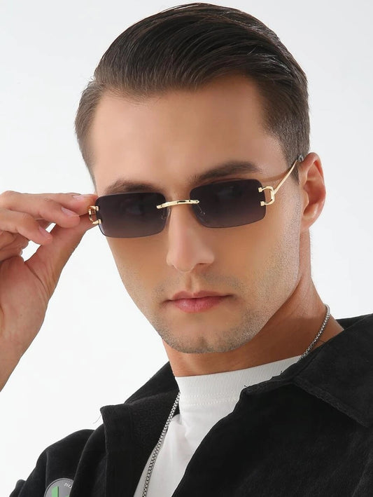 Rectangle Glasses are Still Around