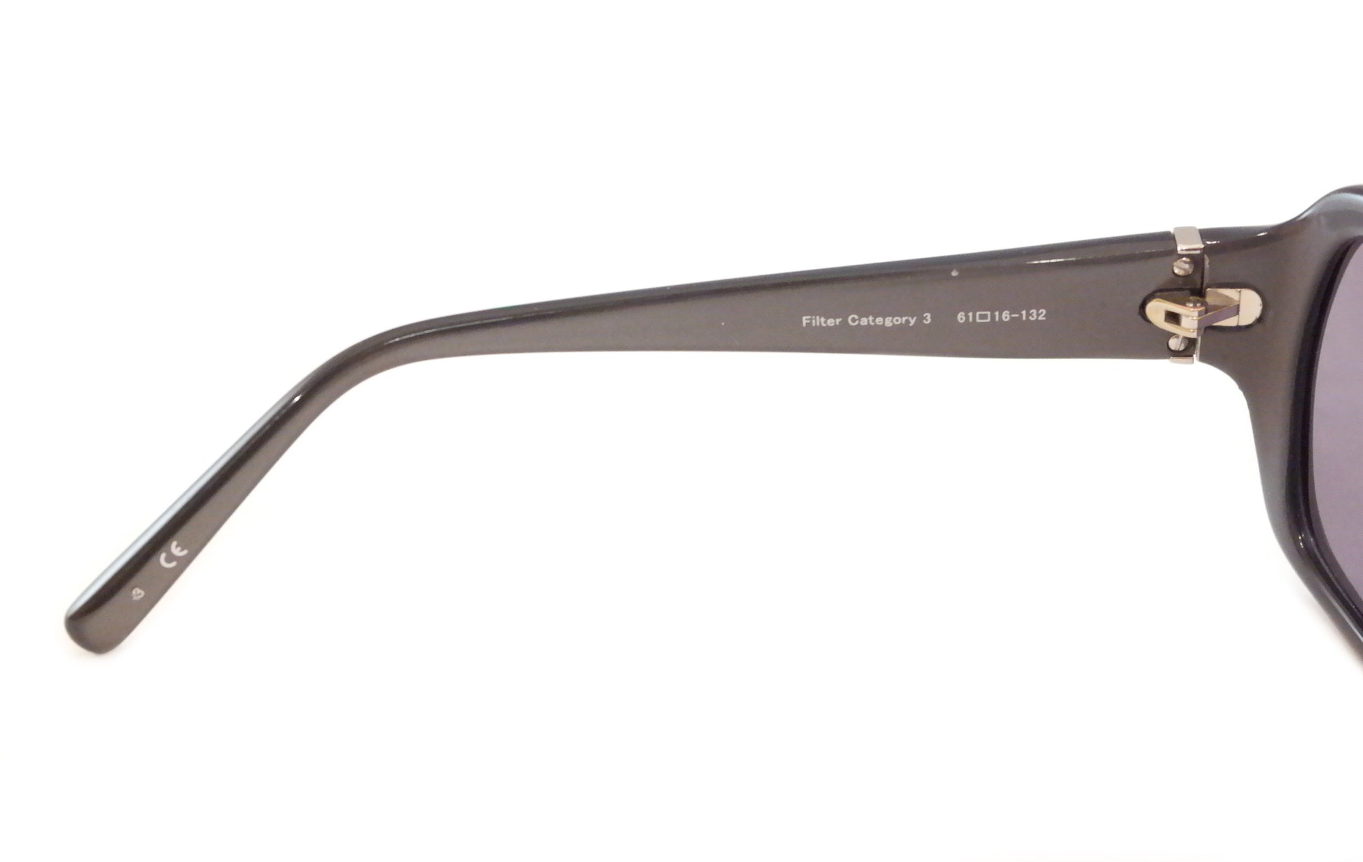 S. T. Dupont Sunglasses DP9502 Plastic Japan 100% UV Category 3 Lenses 61-16-132 - Frame Bay